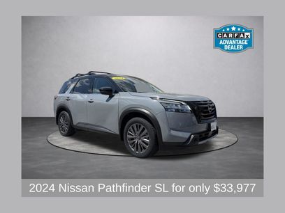 Used 2024 Nissan Pathfinder SL w/ SL Premium Package