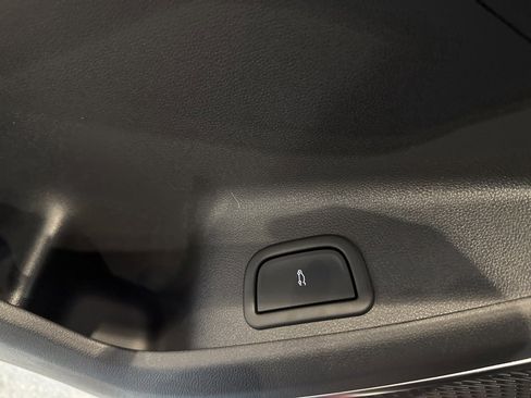 Used 2024 GMC Acadia Denali w/ LPO, Floor Liner Package image 25