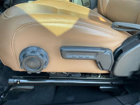 Used 2023 Jeep Wrangler Unlimited Sahara w/ Cold Weather Group image 27