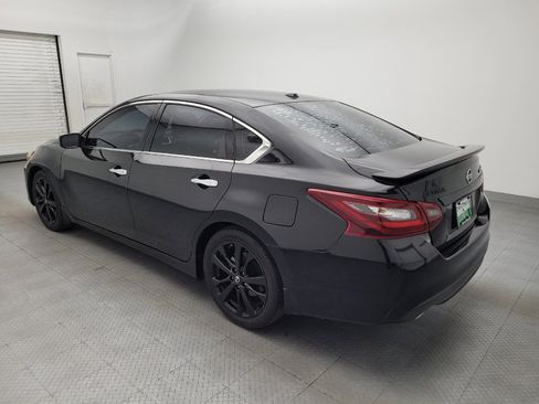 Used 2018 Nissan Altima 2.5 SR w/ SR Midnight Edition FWD image 5