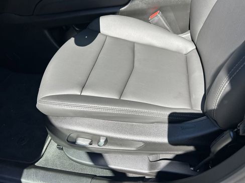 New 2025 Cadillac XT6 Luxury image 20