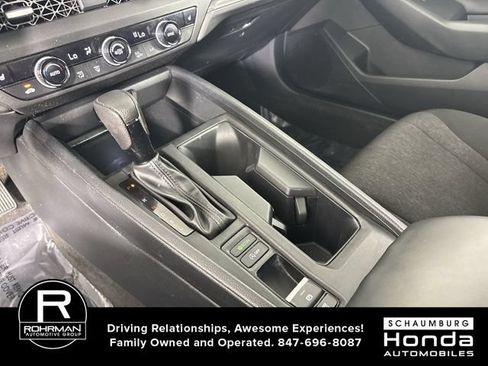 Used 2023 Honda Accord EX image 18