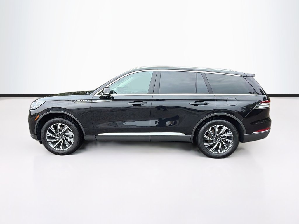 Used 2025 Lincoln Aviator AWD w/ Equipment Group 101A image 8