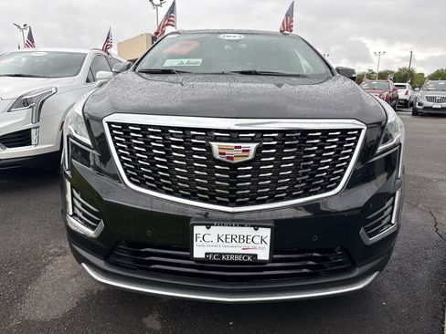 Used 2023 Cadillac XT5 Premium Luxury image 3
