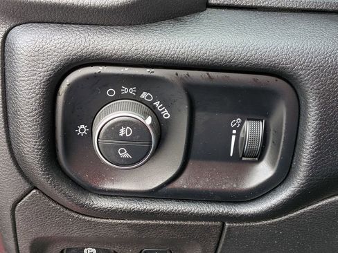 Used 2022 RAM 1500 Big Horn image 26