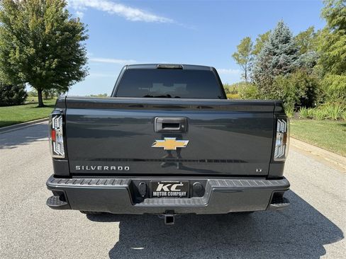 Used 2018 Chevrolet Silverado 1500 LT w/ Texas Edition image 7
