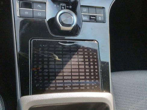 Used 2024 Toyota bZ4X XLE w/ Weather Package image 20