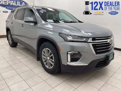 Used 2023 Chevrolet Traverse LT