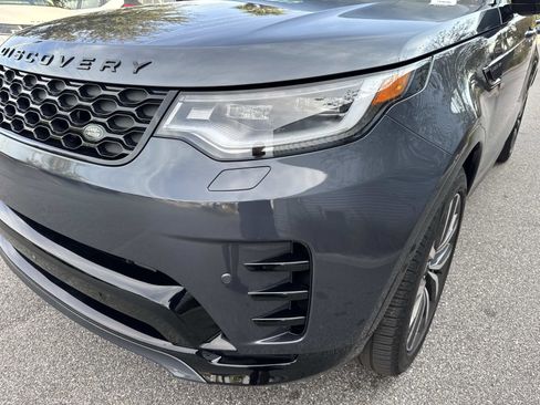 Used 2024 Land Rover Discovery Dynamic SE image 9