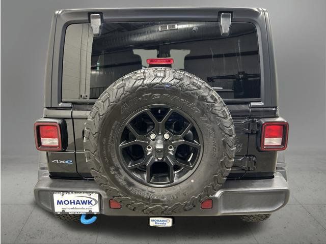 Used 2024 Jeep Wrangler Unlimited AWD/4WD image 4