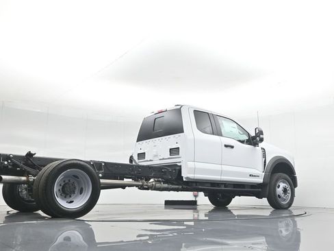 New 2026 Ford F450 XL w/ XL Chrome Package image 41