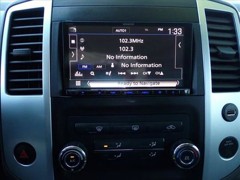 Used 2013 Nissan Frontier SV AWD/4WD image 15