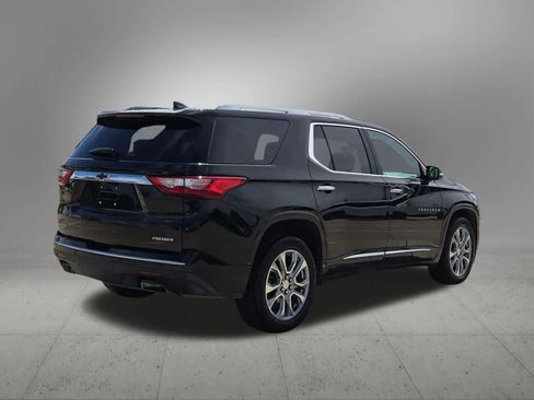 Used 2019 Chevrolet Traverse Premier w/ Driver Confidence II Package FWD image 6