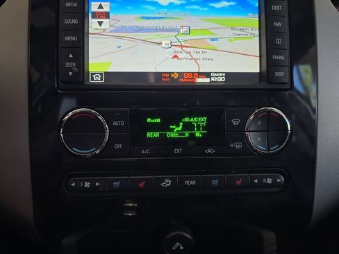Used 2012 Ford Expedition Limited AWD/4WD image 26