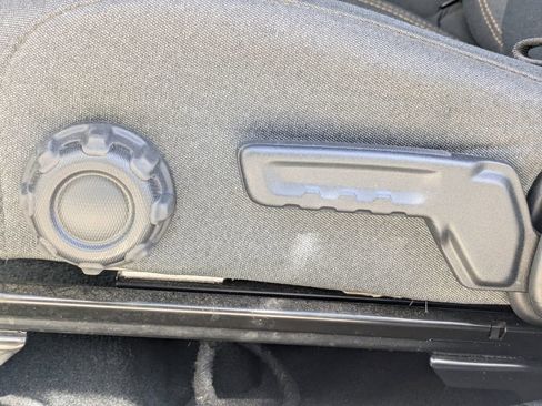 Used 2024 Jeep Wrangler Unlimited Sport image 20