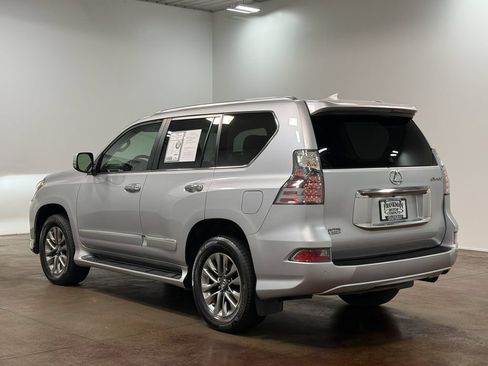 Used 2017 Lexus GX 460 Luxury AWD/4WD image 26
