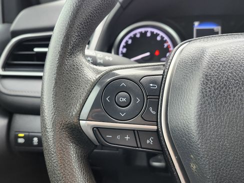 Used 2024 Toyota Camry LE image 32