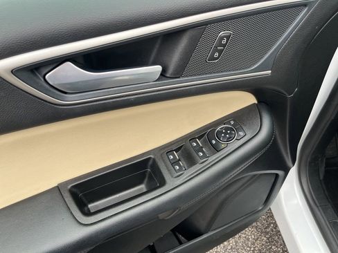 Used 2024 Ford Edge SEL w/ Convenience Package image 23