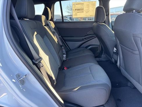 New 2026 Jeep Cherokee Laredo image 11