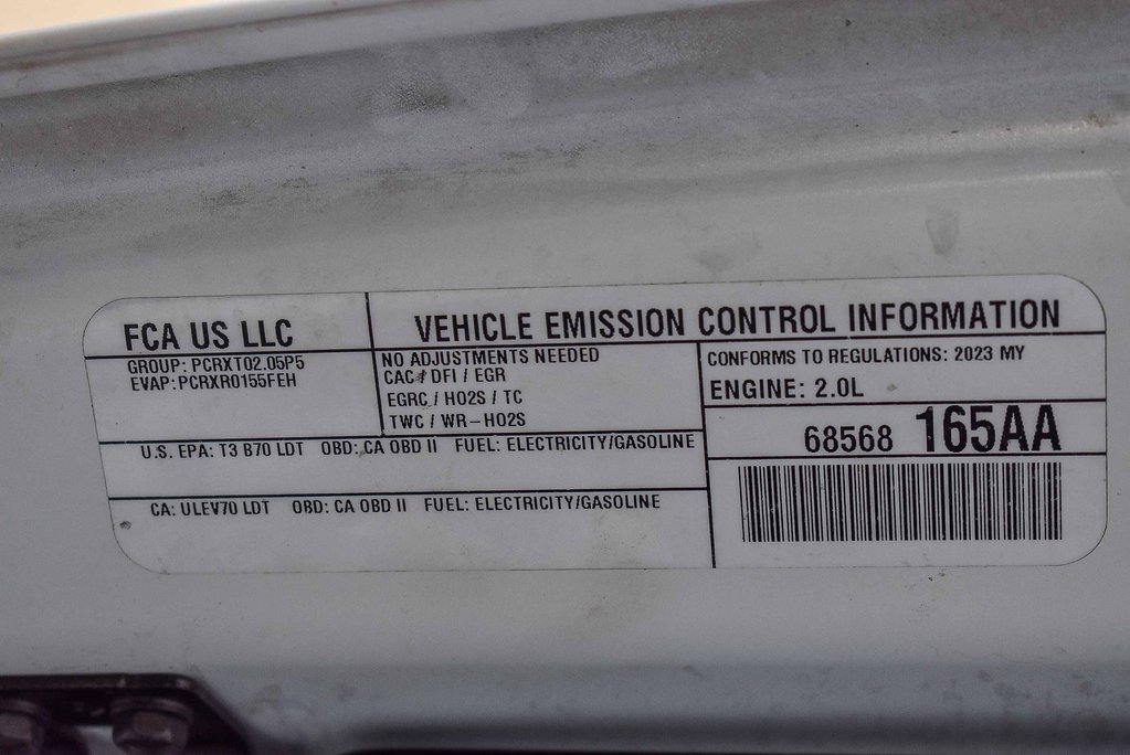 Used 2023 Jeep Wrangler Unlimited Sahara AWD/4WD image 23