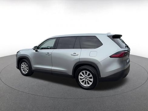 Used 2025 Toyota Grand Highlander FWD image 10