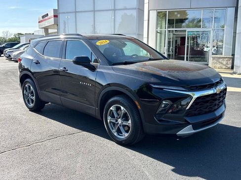 Used 2024 Chevrolet Blazer LT w/ Convenience Package AWD/4WD image 1