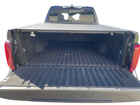 Used 2022 Toyota Tundra SR5 image 5