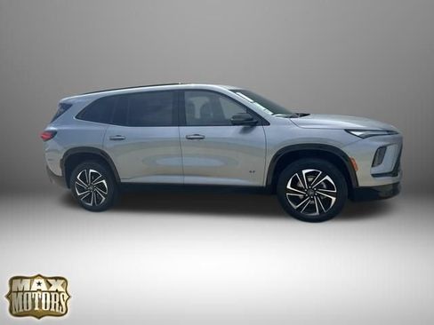 Used 2025 Buick Enclave Sport Touring FWD image 11