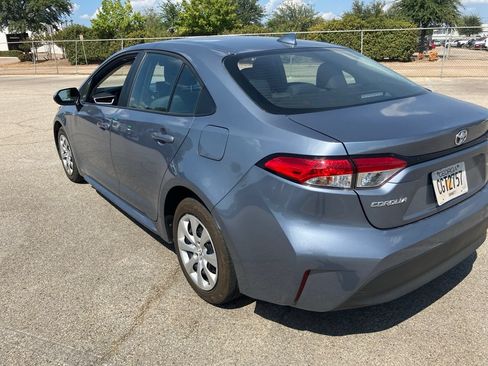 Used 2025 Toyota Corolla LE FWD image 6
