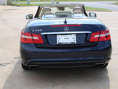 Used 2012 Mercedes-Benz E 550 Cabriolet image 19
