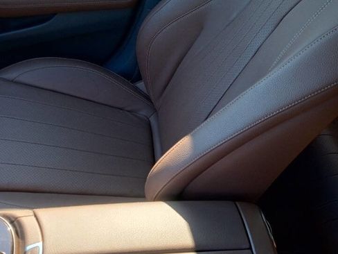 Used 2020 Mercedes-Benz E 350 Sedan image 18