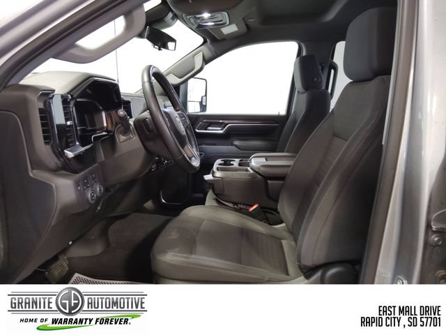 Used 2025 Chevrolet Silverado 2500 LT w/ Convenience Package AWD/4WD image 10