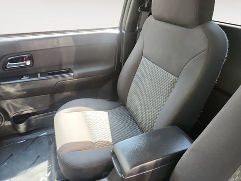 Used 2012 Chevrolet Colorado LT RWD image 13