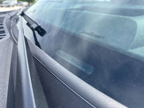 Used 2025 Ford F350 Lariat w/ Lariat Ultimate Package AWD/4WD image 34