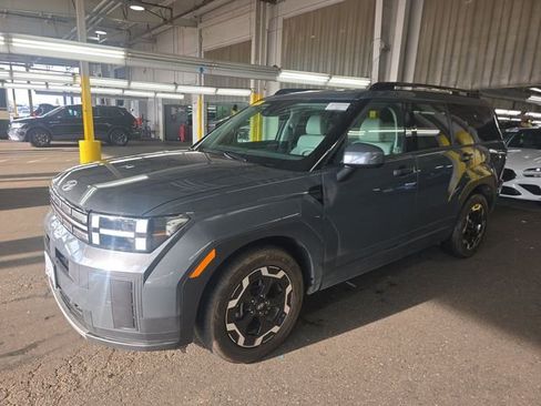 Used 2025 Hyundai Santa Fe SEL image 1