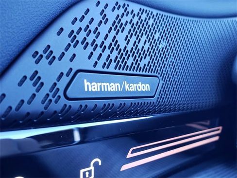 New 2026 BMW 530i xDrive image 21