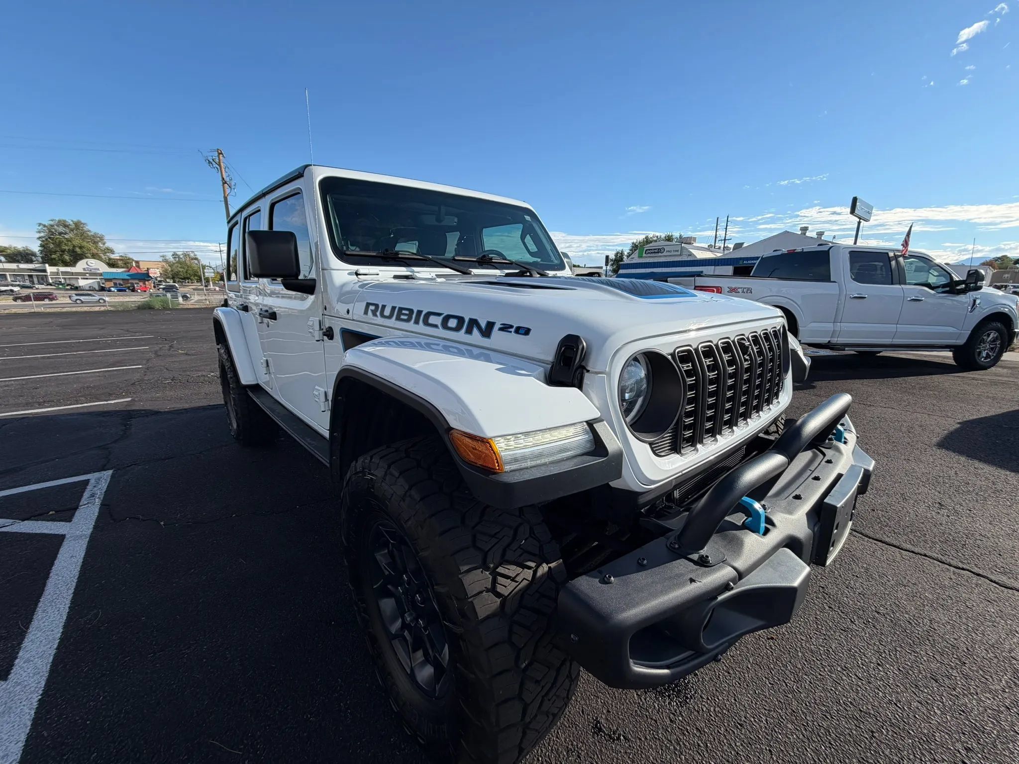 Used 2023 Jeep Wrangler Unlimited Rubicon 4xe AWD/4WD image 4