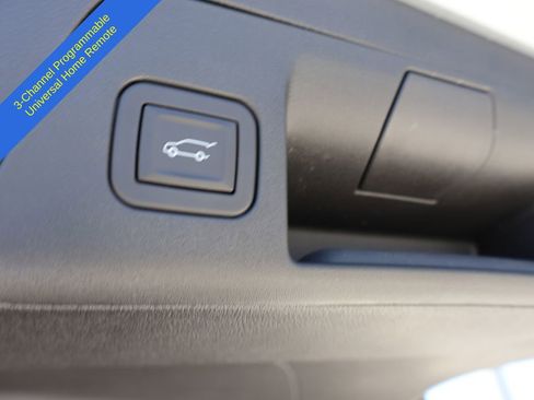 Used 2025 Buick Envision Preferred AWD/4WD image 16