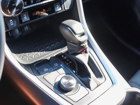 New 2025 Toyota RAV4 SE image 25