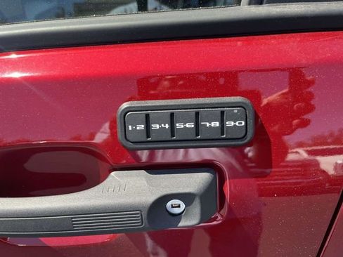 New 2026 Ford Maverick XLT AWD/4WD image 9