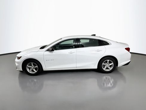 Used 2018 Chevrolet Malibu LS FWD image 4