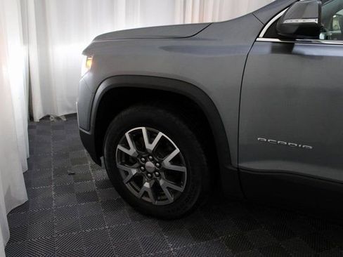 Used 2020 GMC Acadia SLE w/ Driver Convenience Package image 9