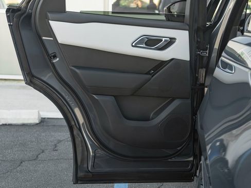 New 2026 Land Rover Range Rover Velar Dynamic SE image 20