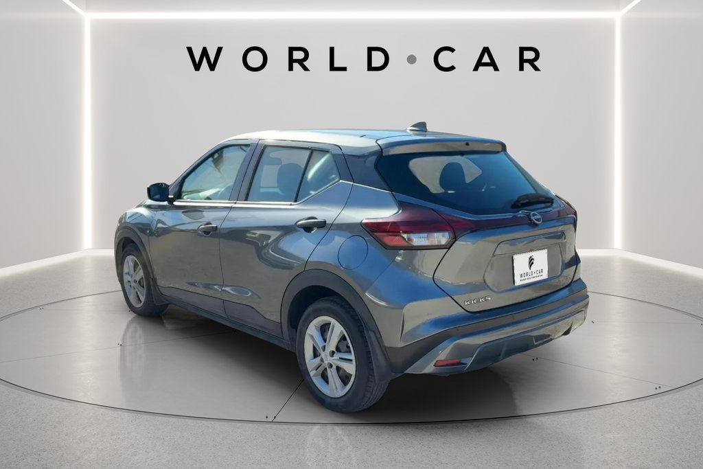 Used 2022 Nissan Kicks S FWD image 5