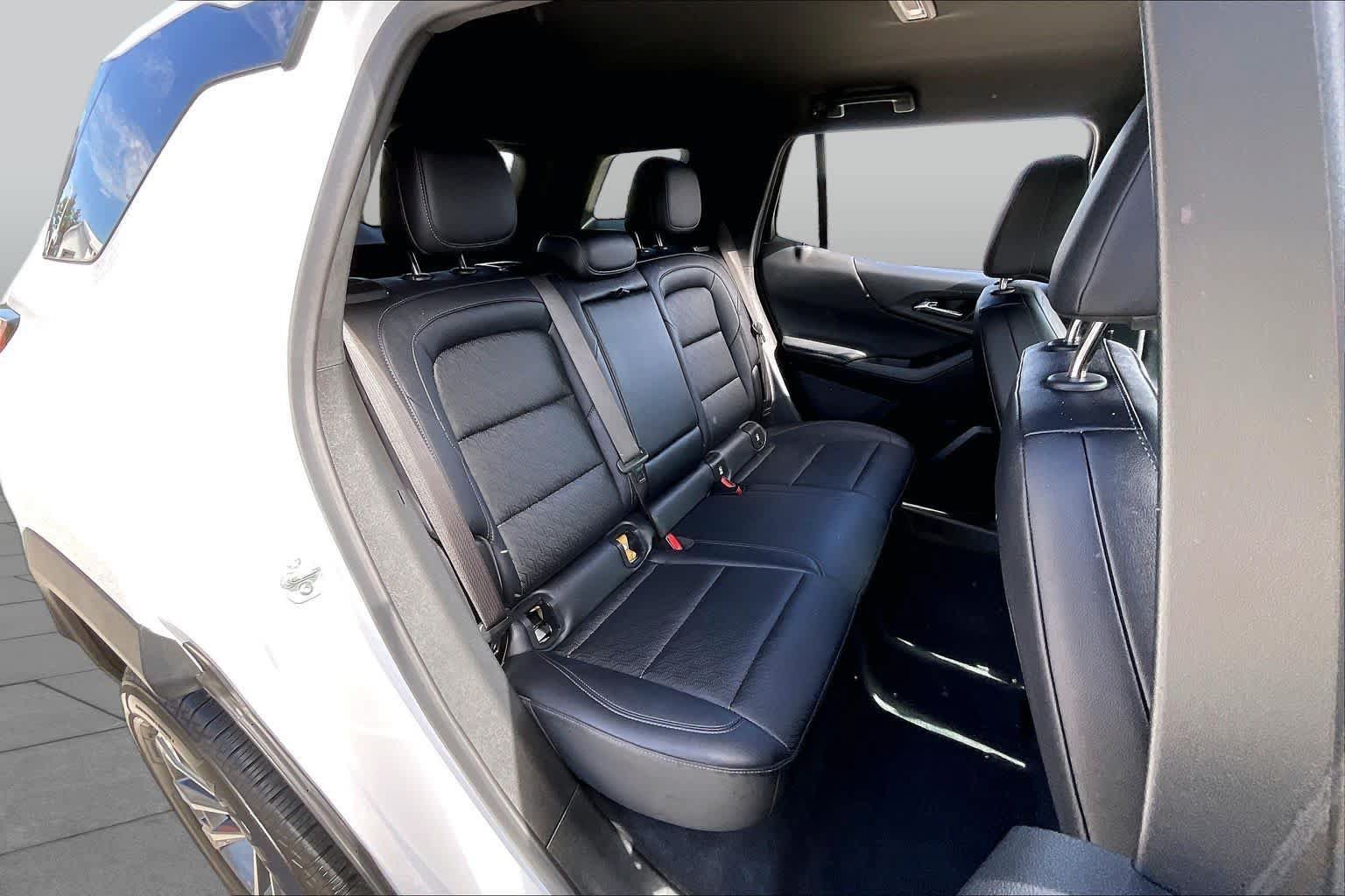 Used 2025 Chevrolet Equinox LT w/ Convenience Package II FWD image 20