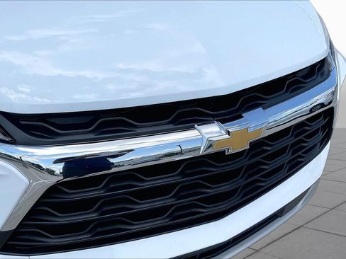 Certified 2025 Chevrolet Blazer LT FWD image 29