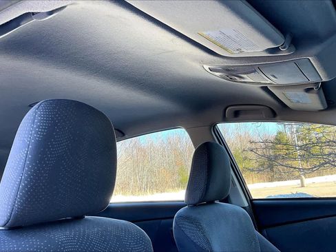 Used 2012 Toyota Prius V Two image 13