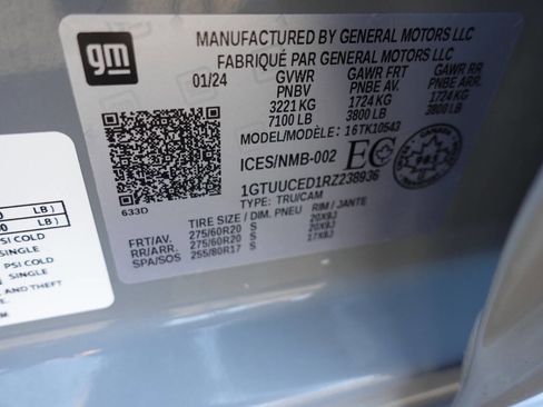 Used 2024 GMC Sierra 1500 Elevation w/ Elevation Premium Package image 23