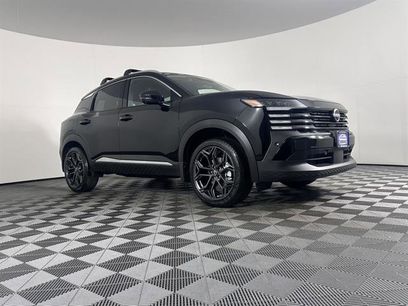 New 2025 Nissan Kicks SR