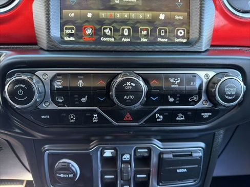 Used 2020 Jeep Gladiator Rubicon image 29